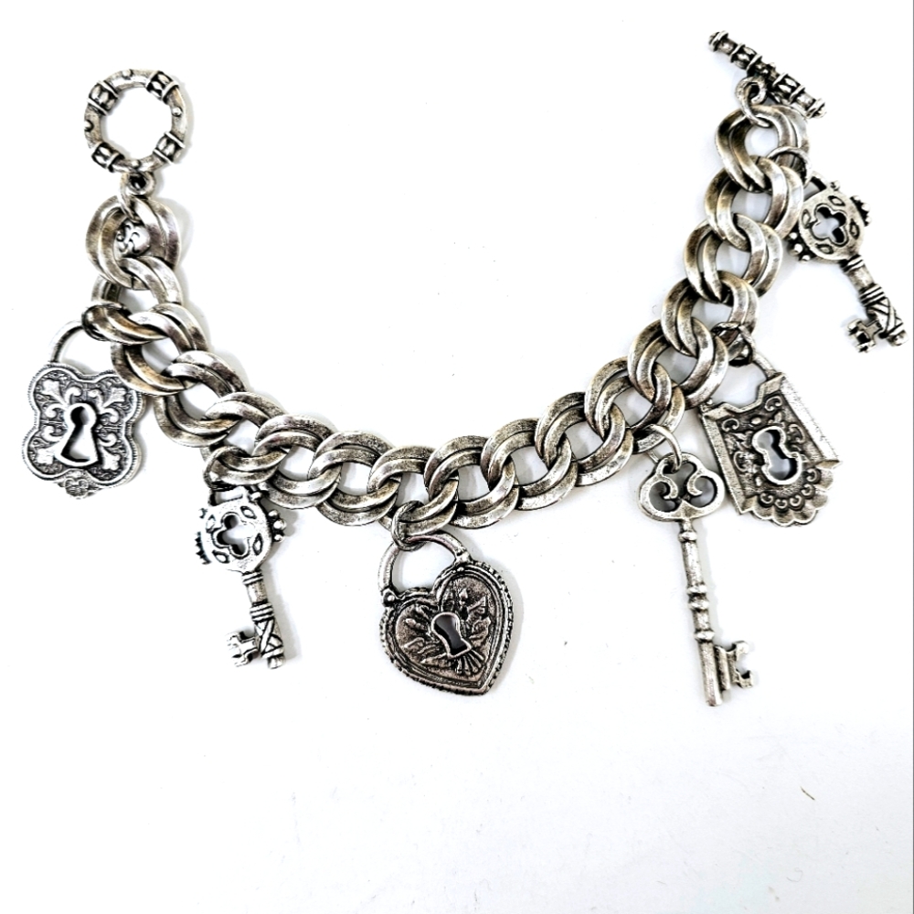 Sweet Romance  Charm Bracelet with Key Pendants
